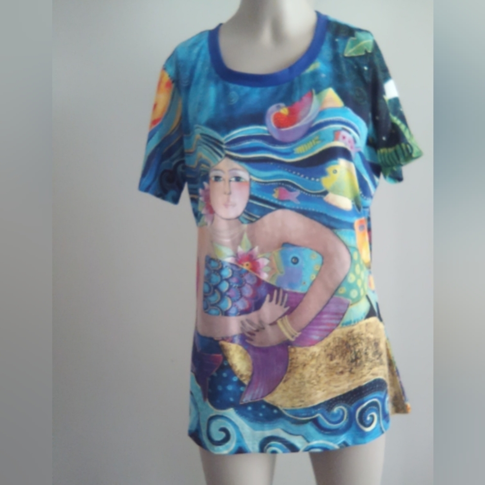 Laurel Burch colorful short sleeve shirt size medium